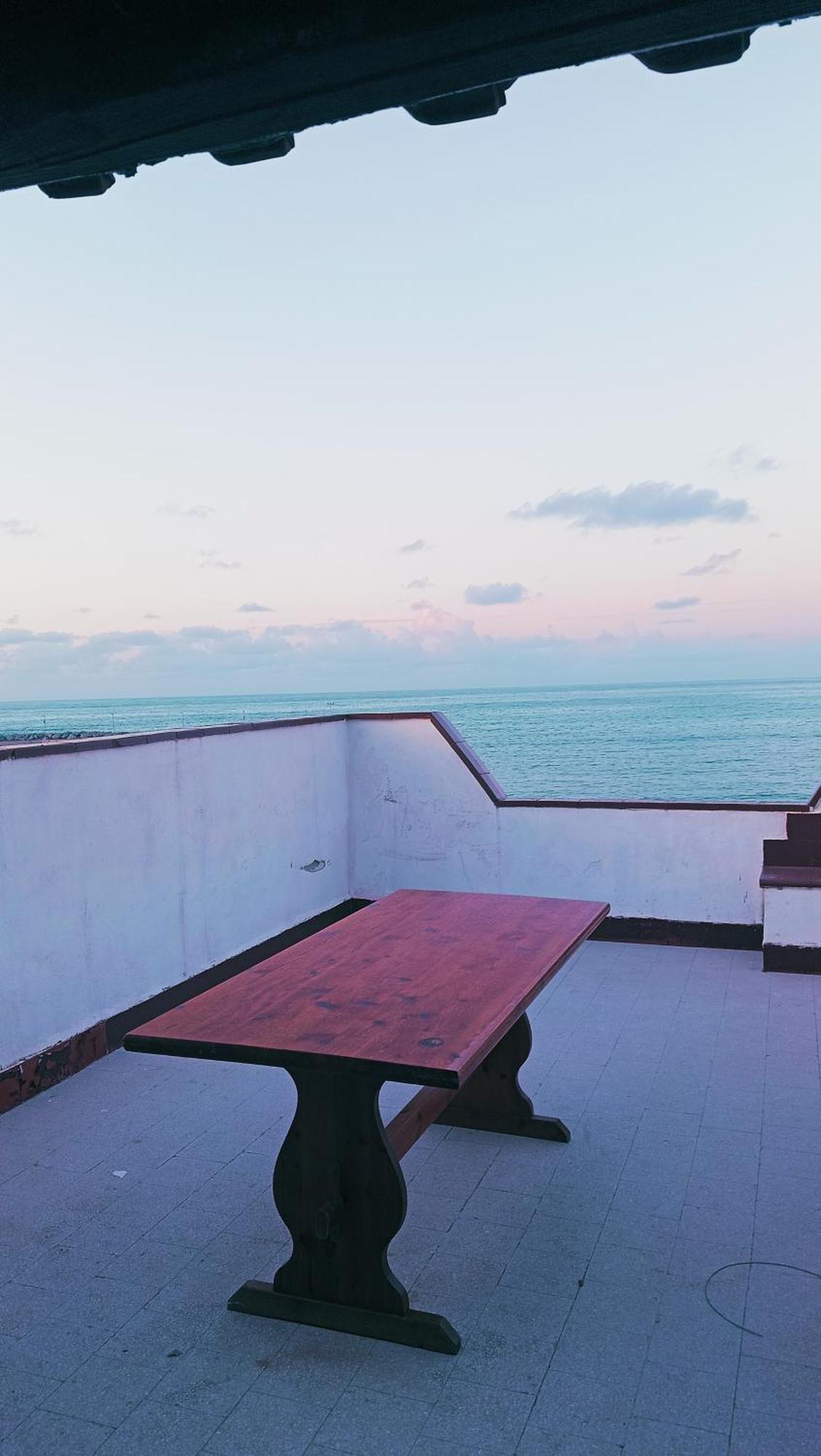 La Terrazza Sul Mare Monolocale Con Terrazza Vicino Aereoporto&Mare Sicilian Vintage Style Beach House Cinisi Exterior photo